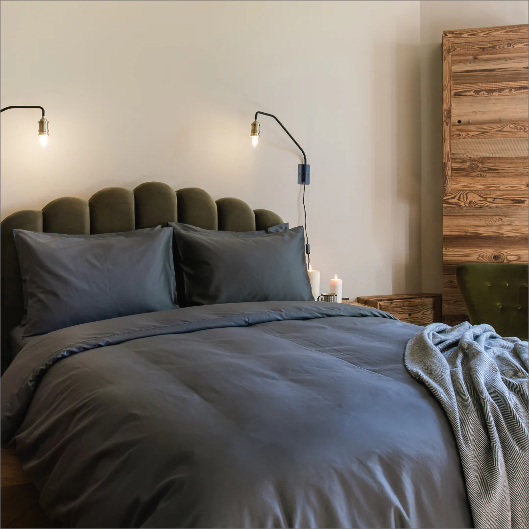 Luxe Sateen Fitted Sheet - Clearance - Image 10