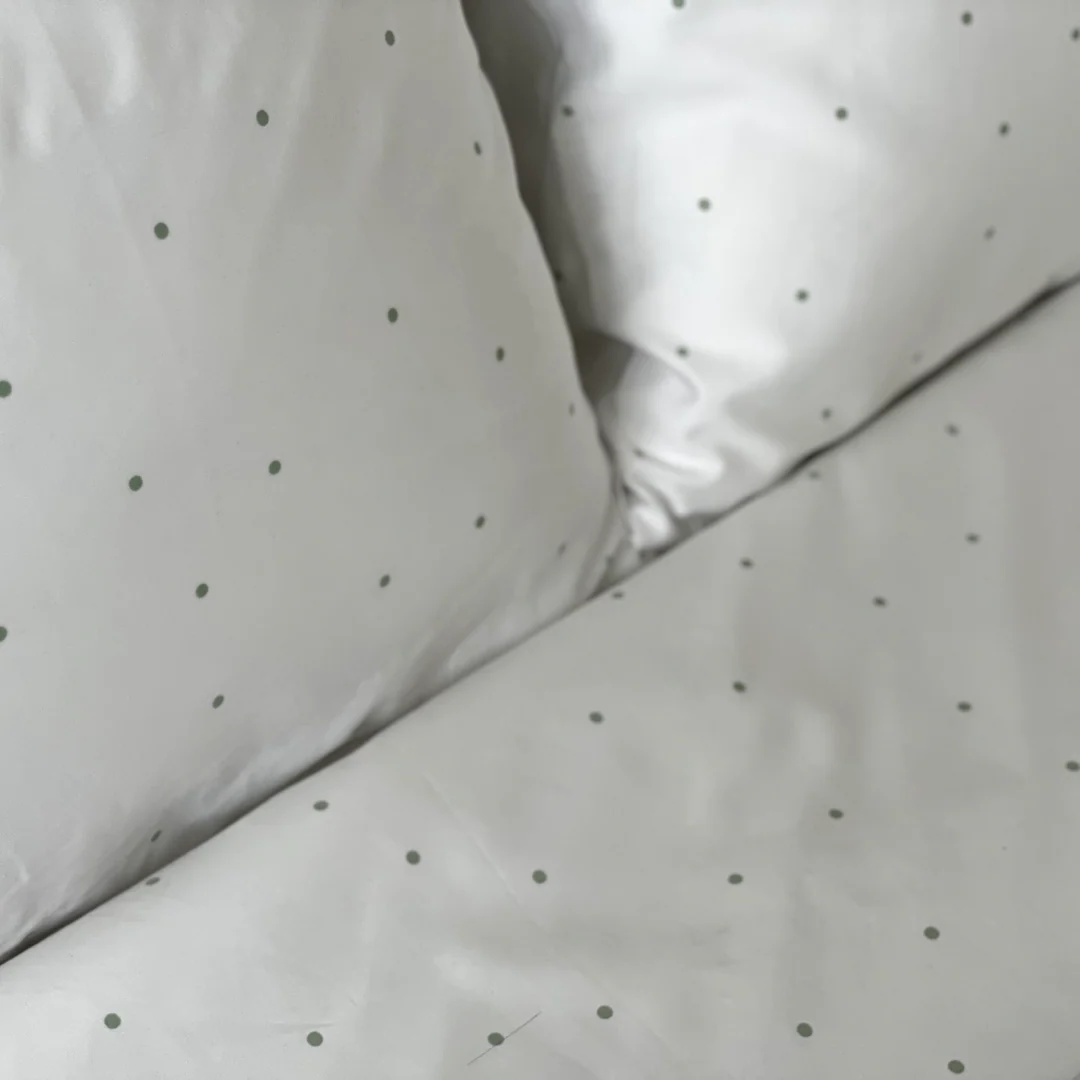 Luxe Sateen Fitted Sheet - Clearance - Image 75
