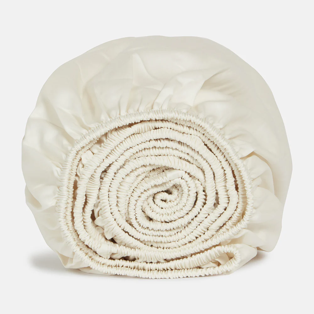 Luxe Sateen Fitted Sheet - Image 3
