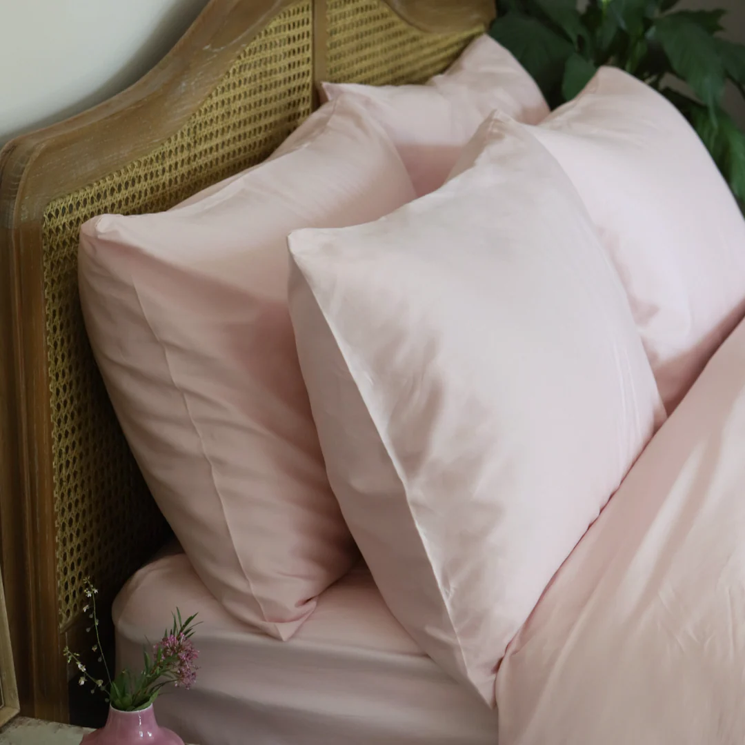 Luxe Sateen Fitted Sheet - Image 34