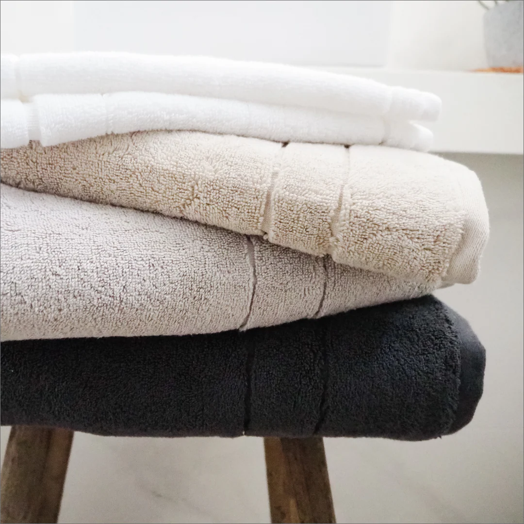 Super Plush Bath Towel Bundle - Image 15